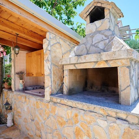 Apartmani Oaza Трогир Экстерьер фото