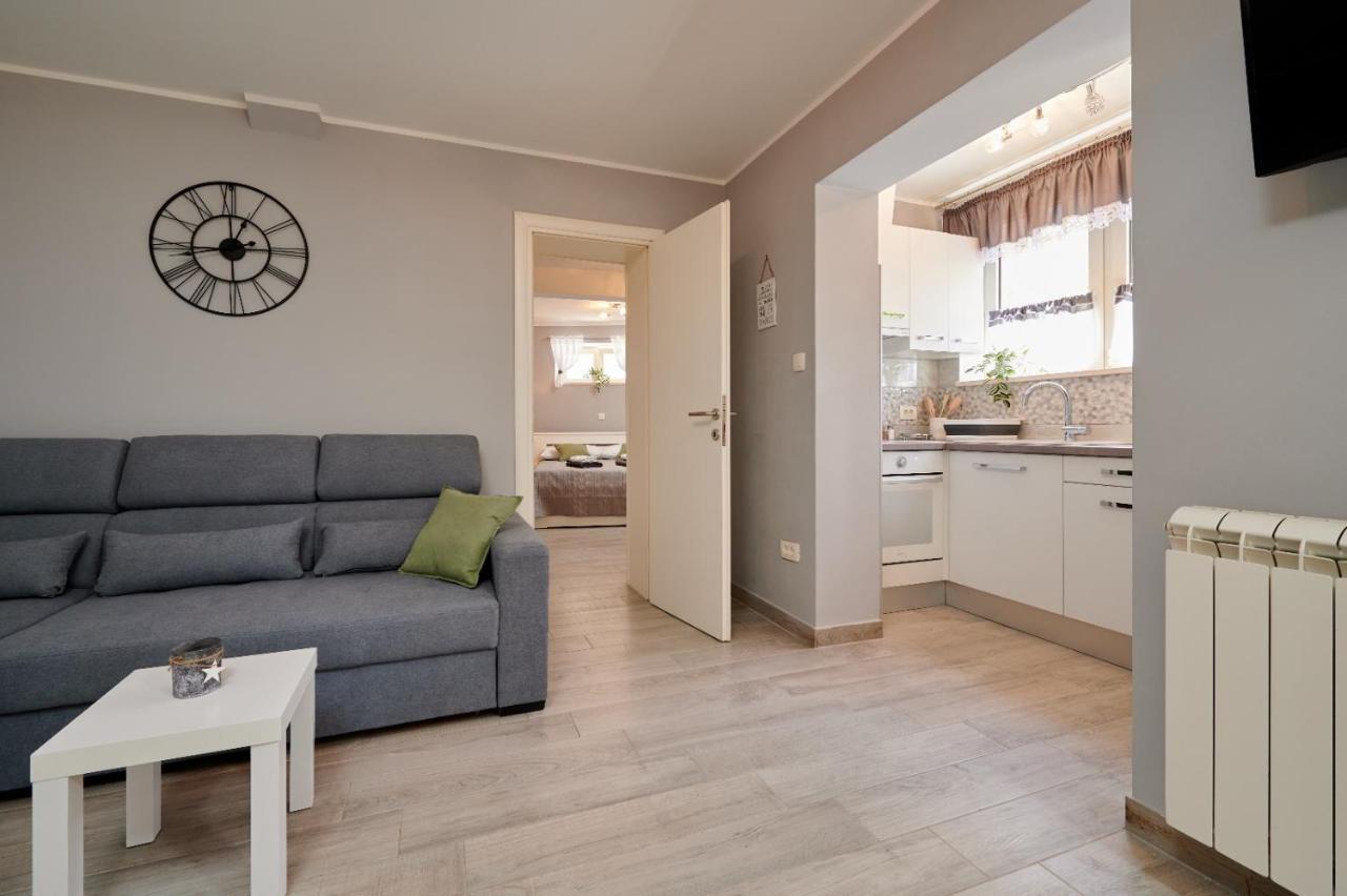 Apartmani Oaza Трогир Экстерьер фото