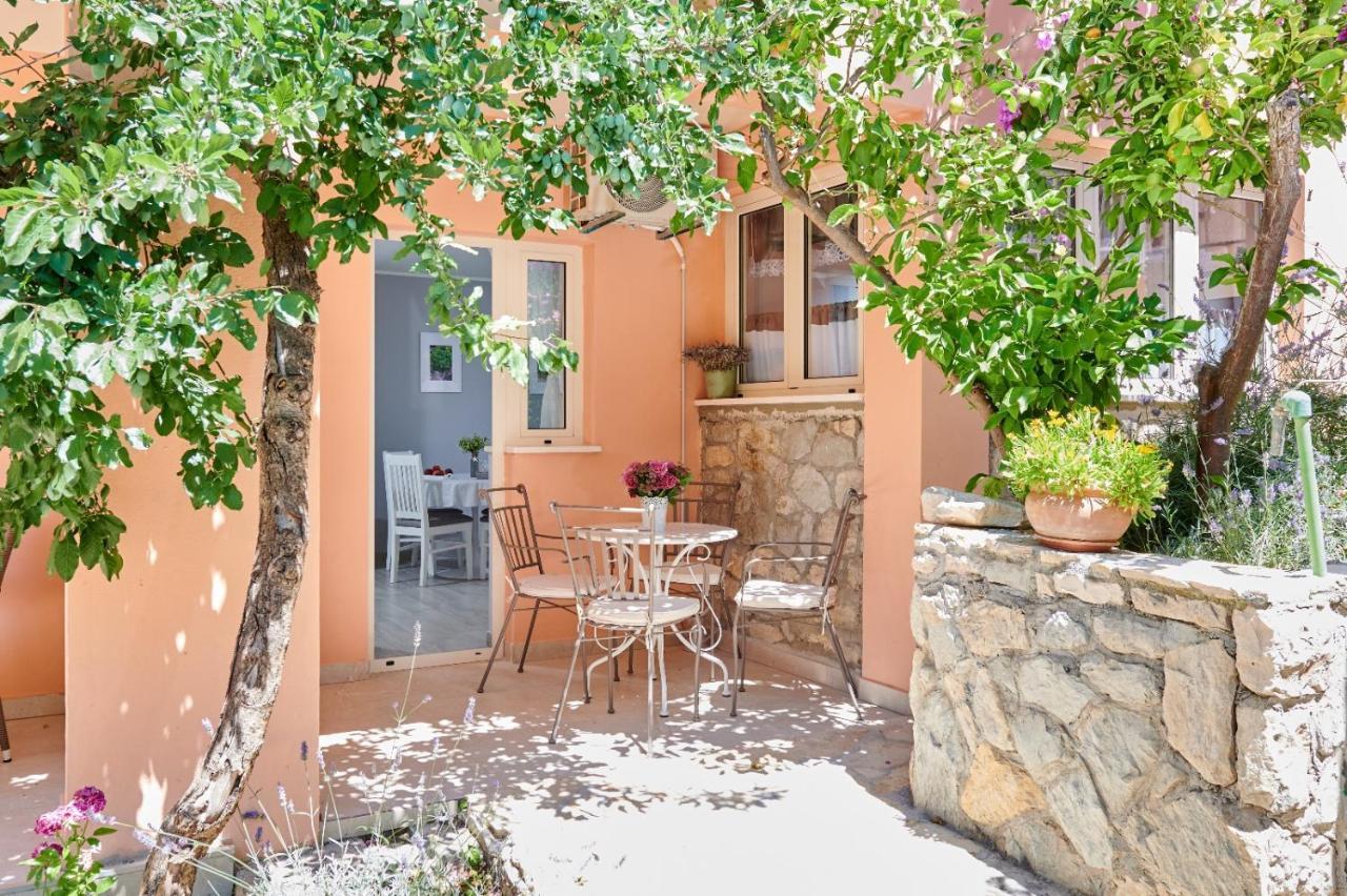 Apartmani Oaza Трогир Экстерьер фото