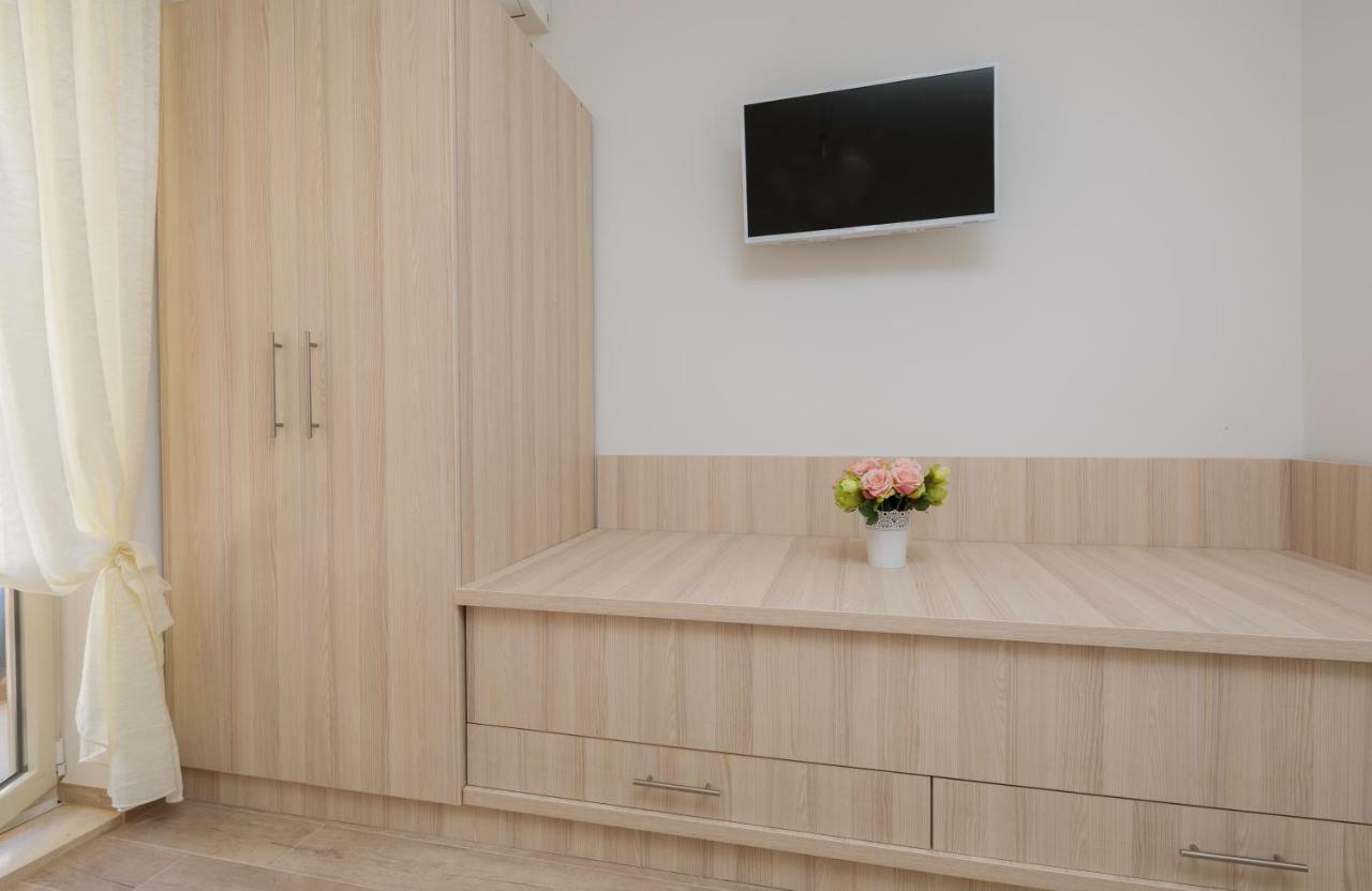Apartmani Oaza Трогир Экстерьер фото