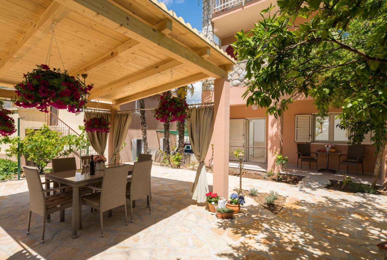 Apartmani Oaza Трогир Экстерьер фото