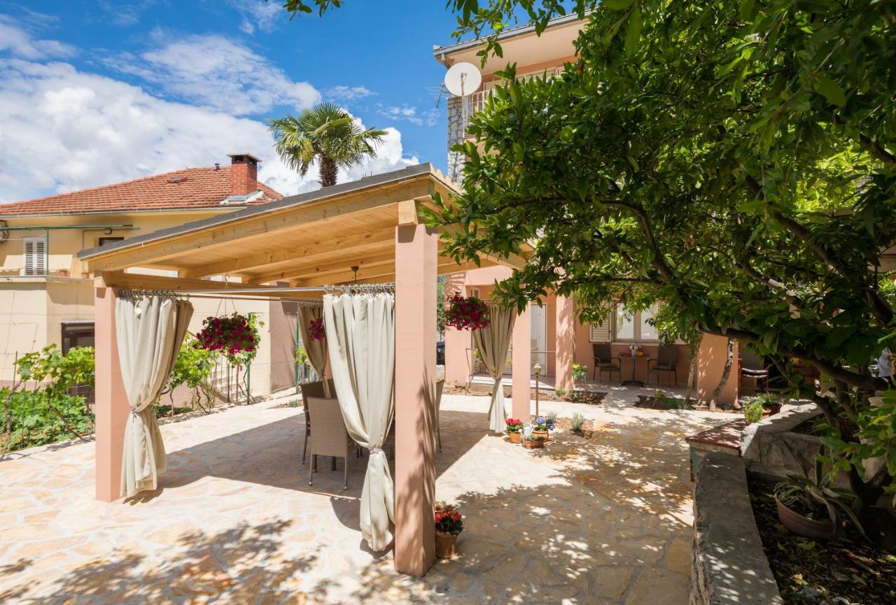 Apartmani Oaza Трогир Экстерьер фото