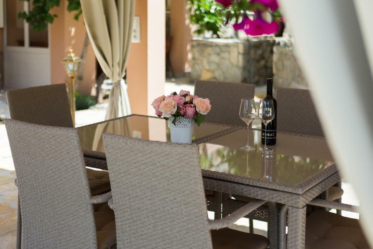 Apartmani Oaza Трогир Экстерьер фото